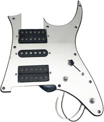 Klick Loaded Pickguard Alnico HSH Pickuper - Svart
