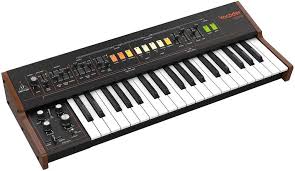 Behringer VOCODER VC340 – Analog röstsyntes för sångare