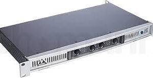 Behringer EPQ304 300W Lättvikts 4-kanals Förstärkare
