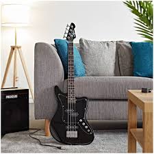 Seattle Kort Skala Basgitarr med Tillbehör - Gear4music