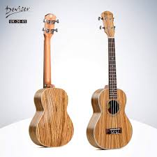 HVTKL 26 Tum – Liten Fyrsträngad Ukulele